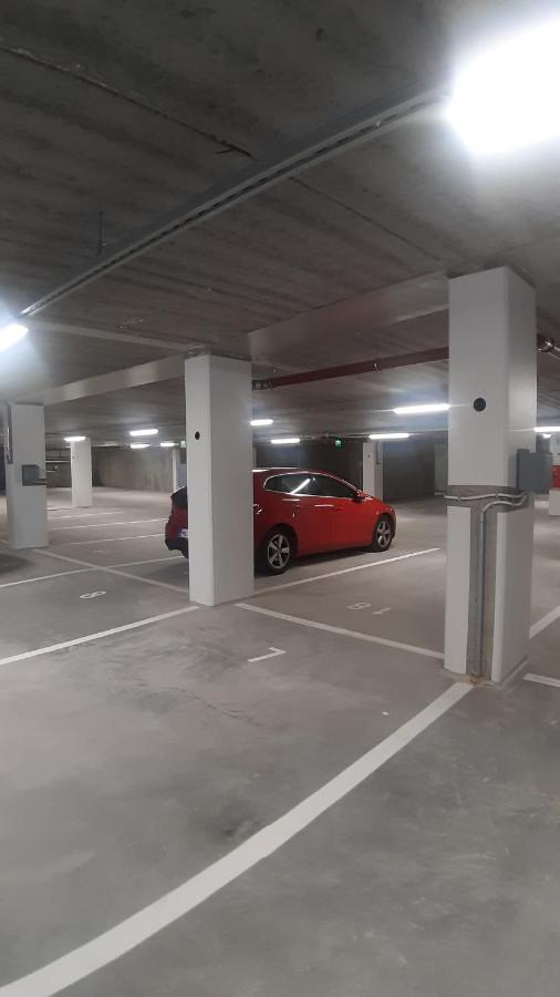 Uusi Upea Asunto Jaervinaekoealalla Ja Autohallilla Τάμπερε Εξωτερικό φωτογραφία